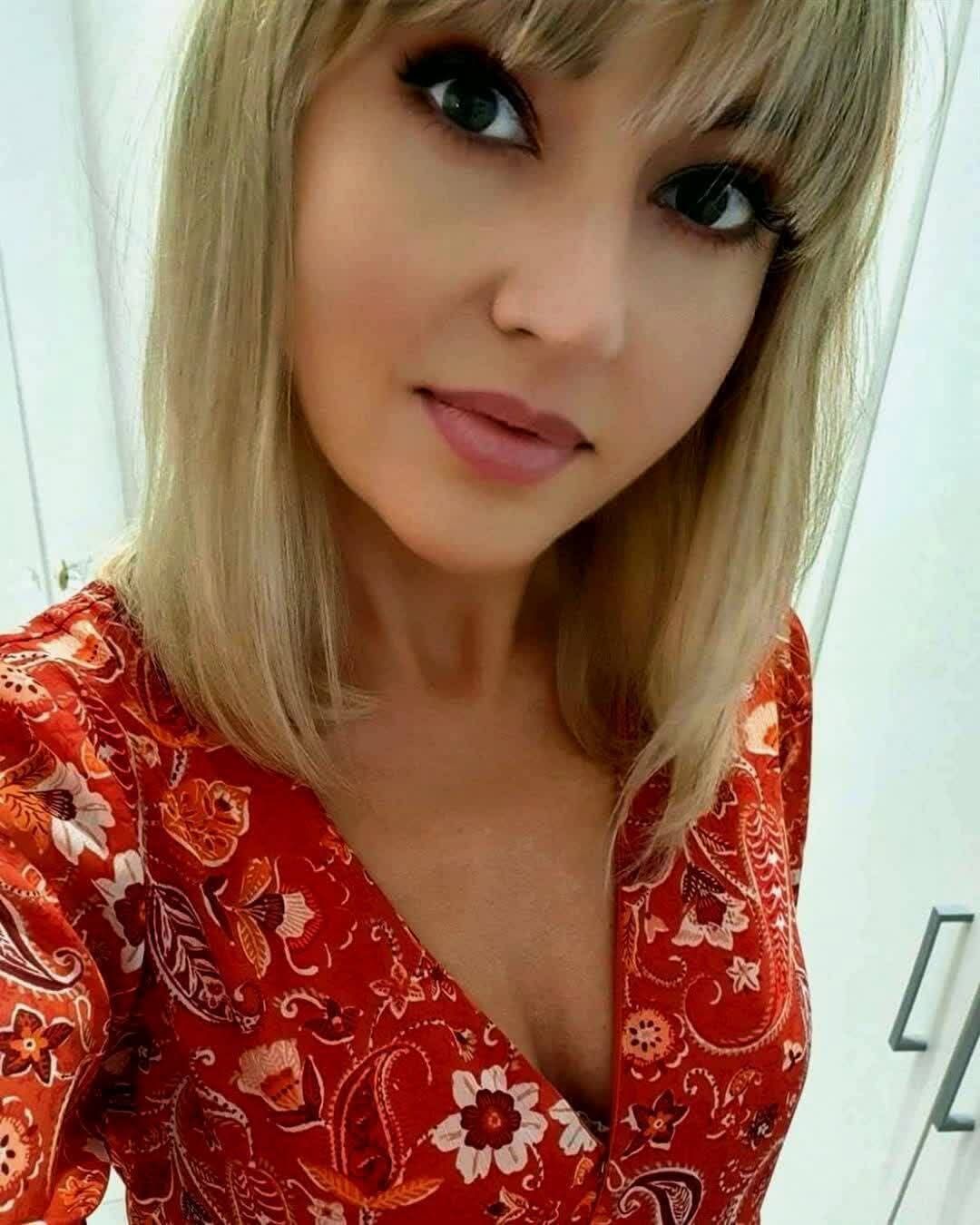 Marta, 25